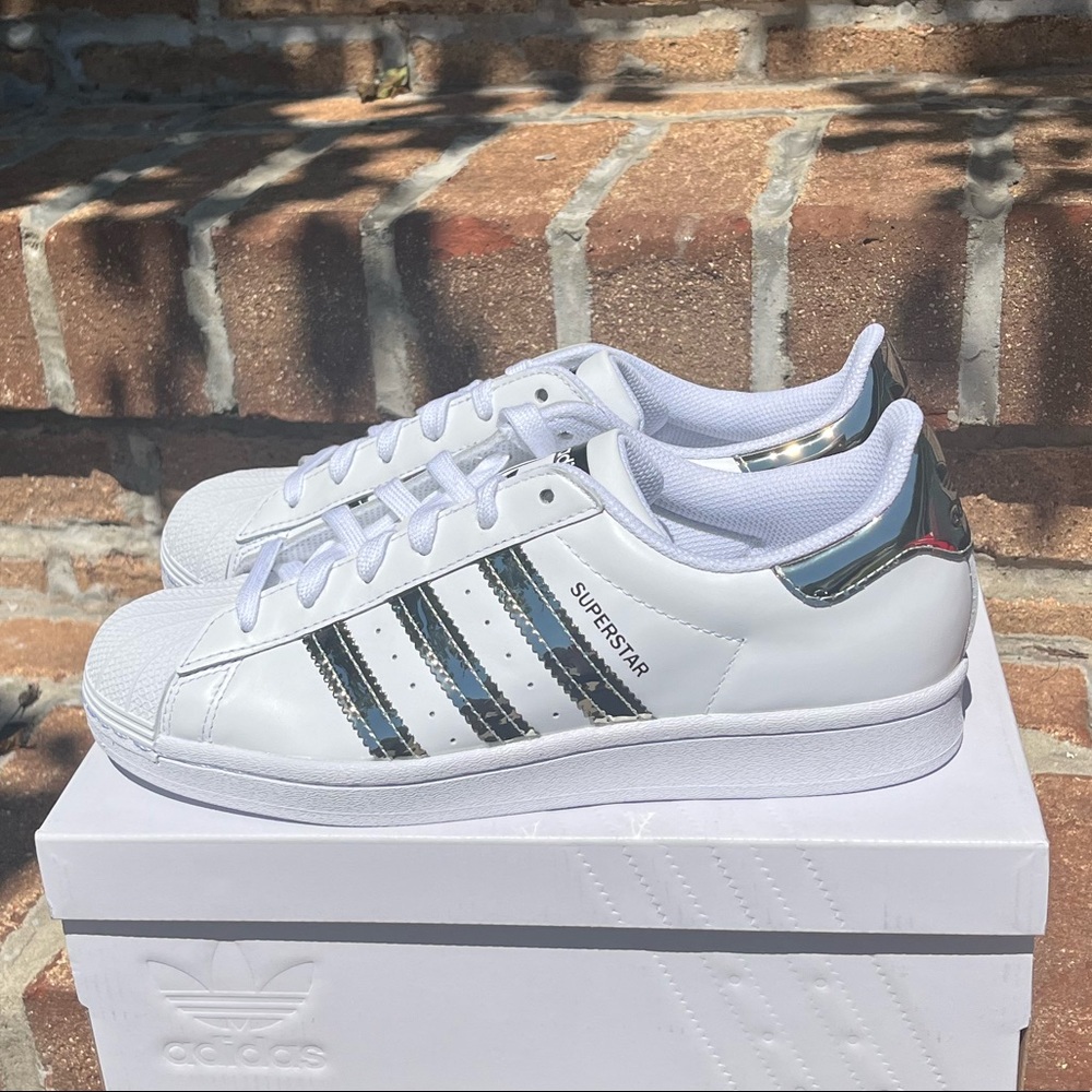 Womens superstar adidas